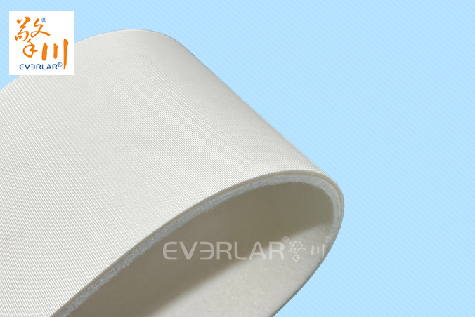 白色單面毛氈加鋼扣耐磨防滑電子制造汽車裝配物料輸送帶